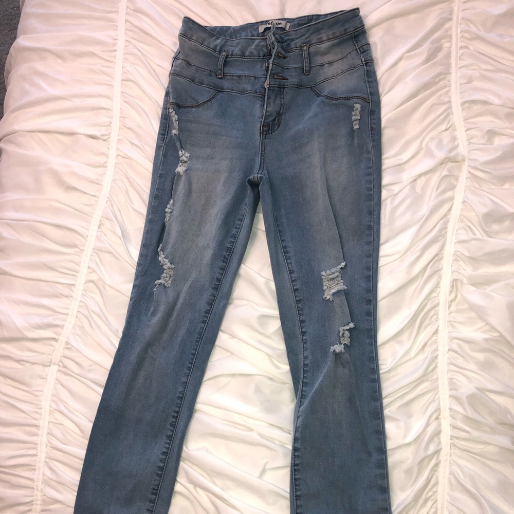 Ripped Jeans